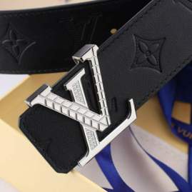 Picture of Louis Vuitton Belts _SKUfw226621091fw
